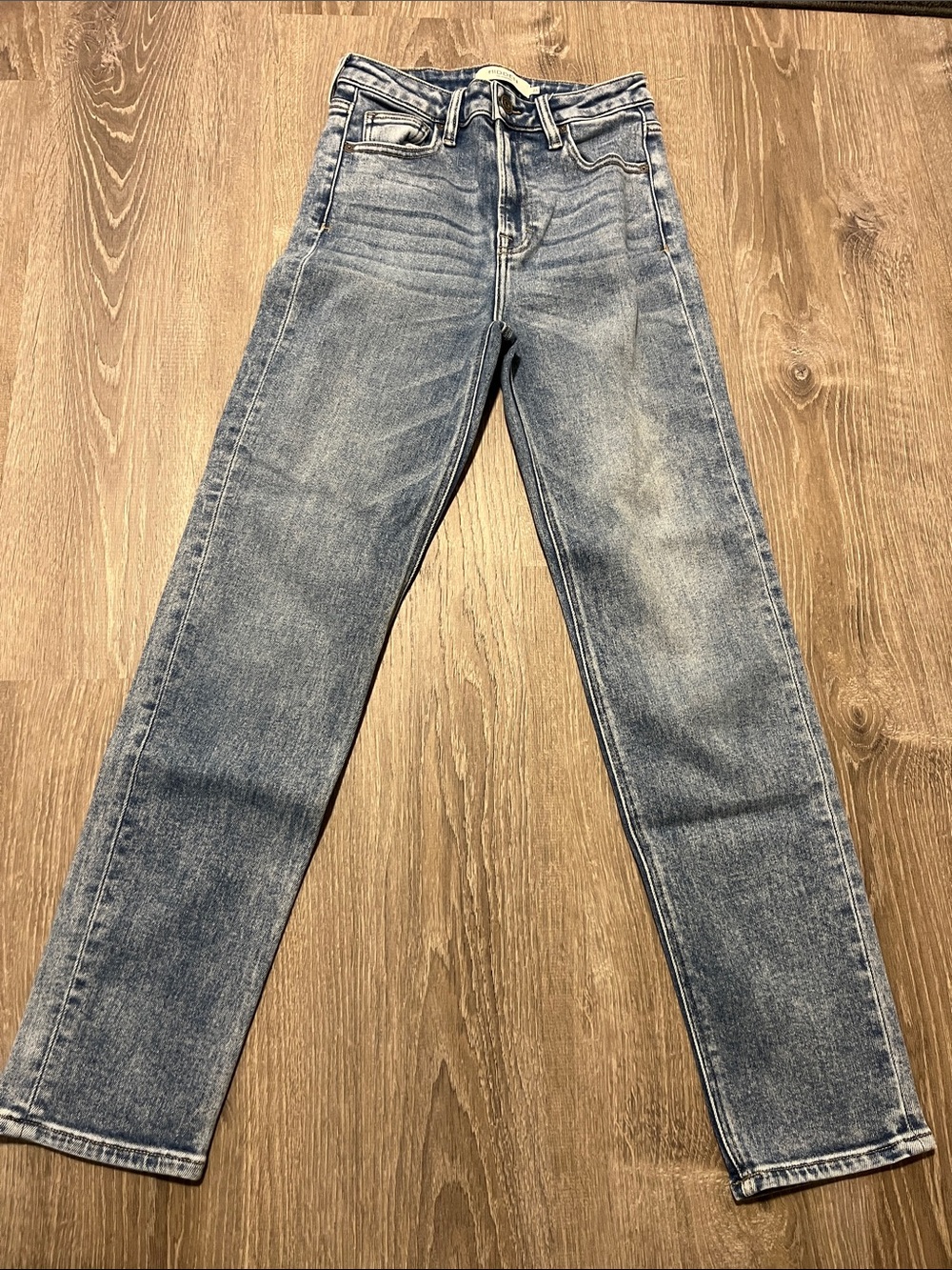 Hidden Los Angeles Straight Leg Light Wash Jeans-25
